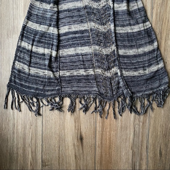 Knit Vest - Picture 4 of 12